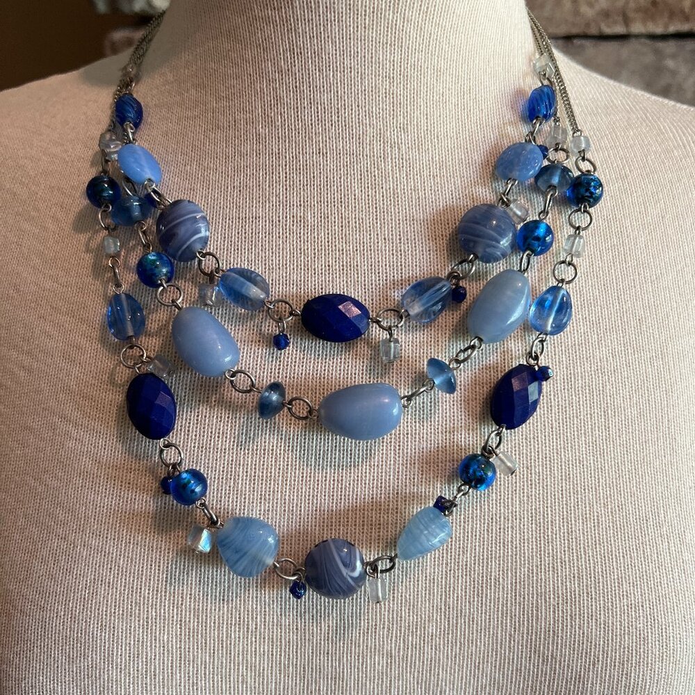 New York & Company blue glass bead three strand necklace